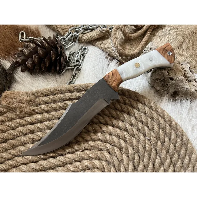 N695 Avcı Kamp Bıçağı Kambur (Epoksi)